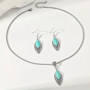 Western Boho Turquoise Pendent Necklace and Earring Set